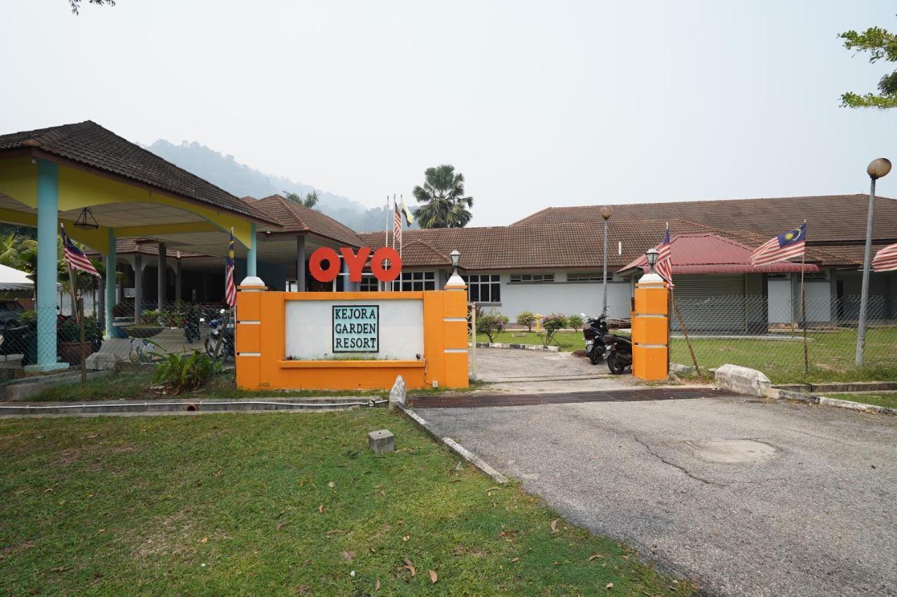 Oyo 44020 Kejora Garden Resort Kampong Pasir Bogak Extérieur photo