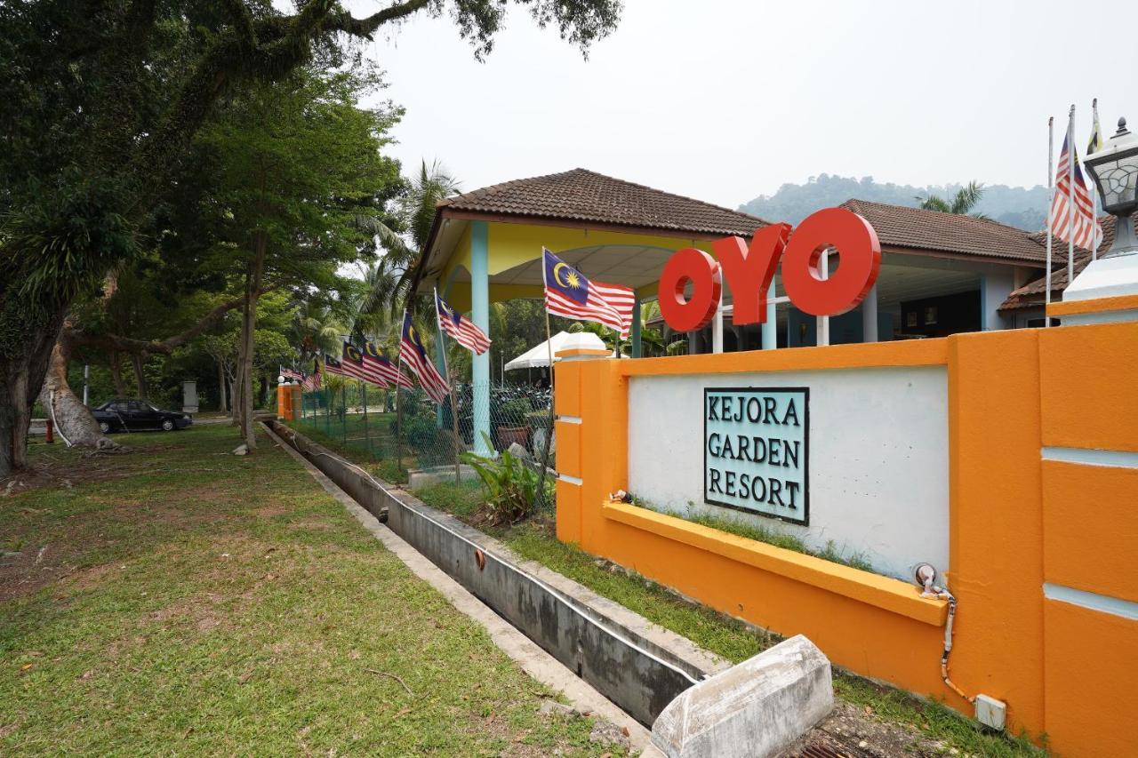Oyo 44020 Kejora Garden Resort Kampong Pasir Bogak Extérieur photo