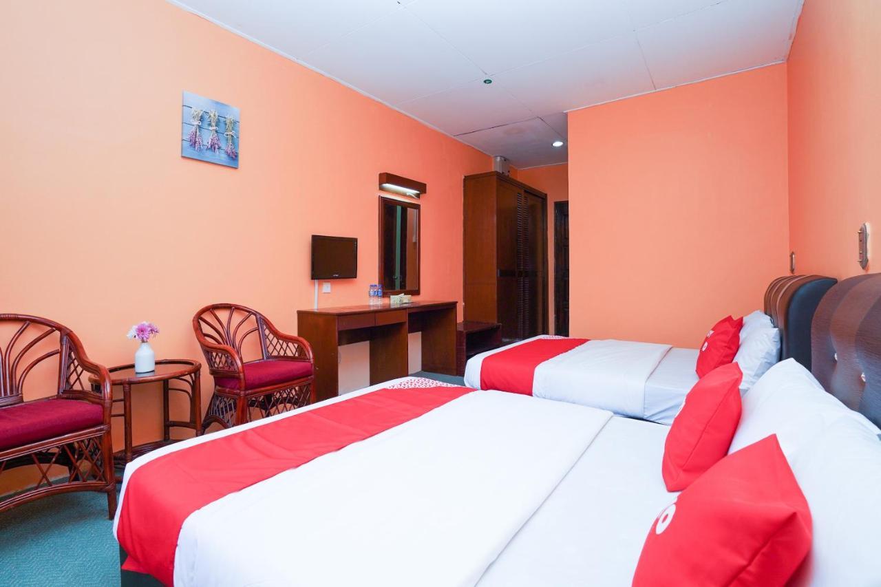 Oyo 44020 Kejora Garden Resort Kampong Pasir Bogak Extérieur photo
