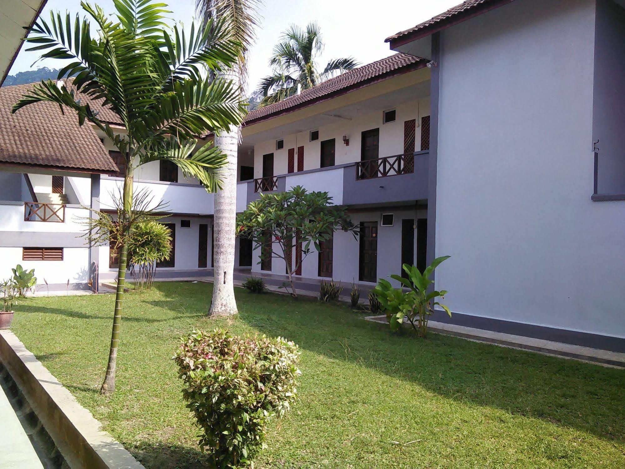 Oyo 44020 Kejora Garden Resort Kampong Pasir Bogak Extérieur photo